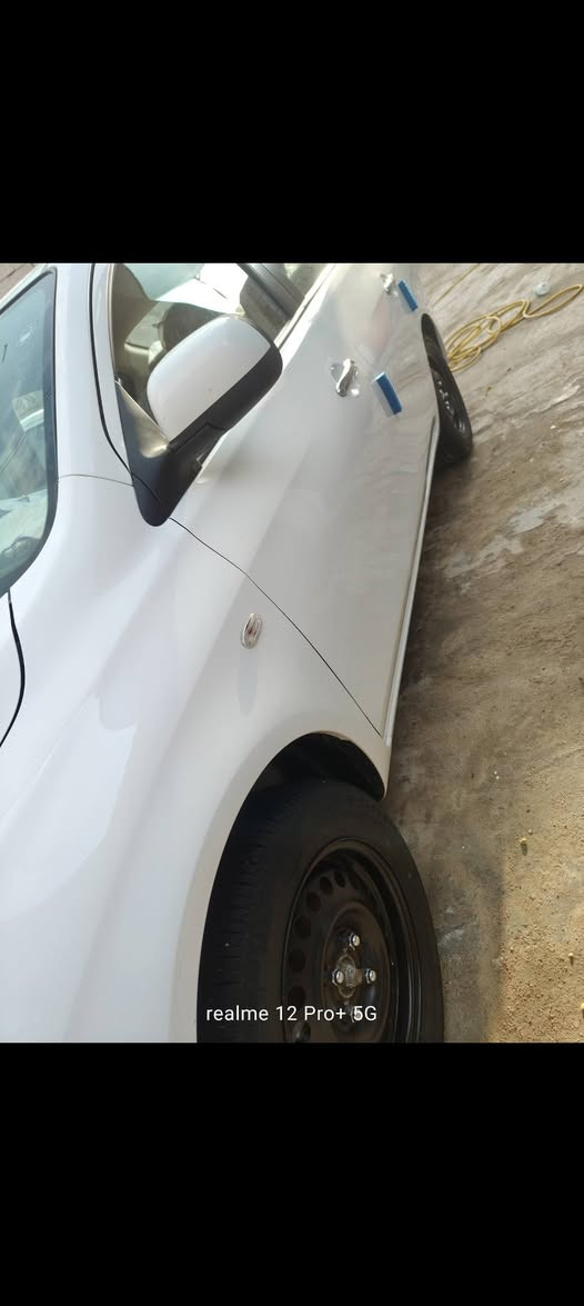 سلام عليكم نسيان سني للبيع موديل 2024 كفاله عامه سياره جديده شباك جديد السعر 123 العنوان البصرة ***********
