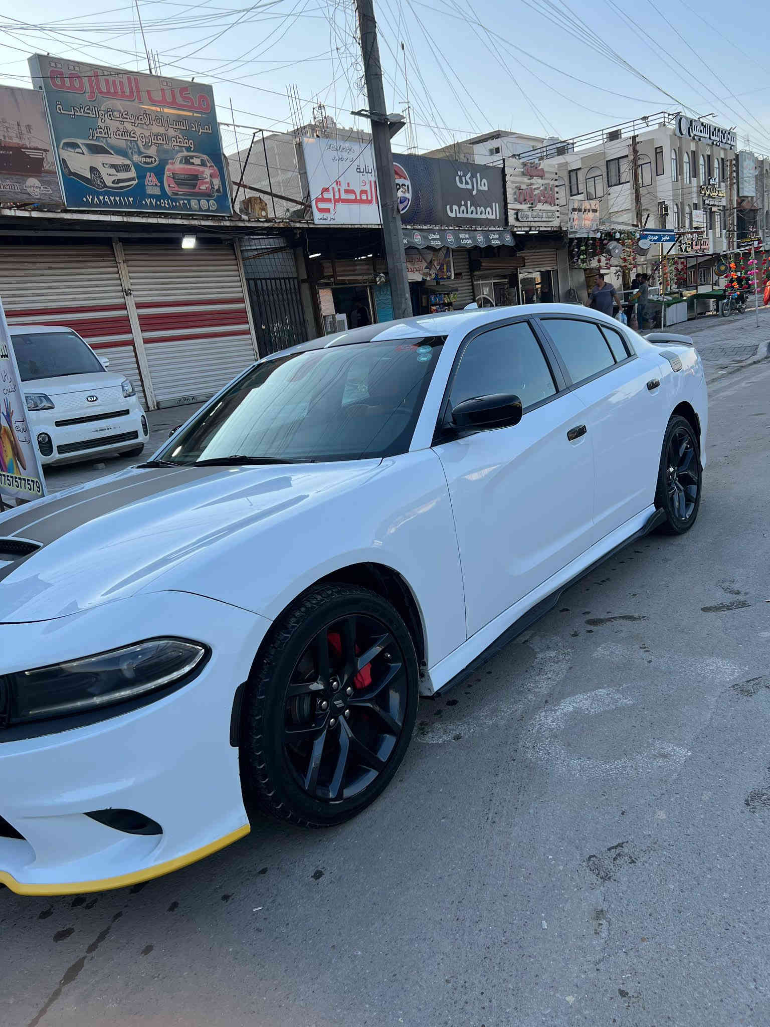 دوج جارجر جي تي موديل 2022‏DODGE CHARGER GT
رقم أربيل اسمي هزه جديده ترقيم جديد اسمي
اللون:ابيض 
المواصفات: وارد امريكي-حادث شبه كلين 
فقط بارد بلجاملغ الأمامي كد اربع صابع
٦سلندر محرك(٣٦٠٠)
كراسي كهرباء
كراسي سپورت(حضن)
شاشة_امامية_كبيرة_اصلية_لمس_حراري_(11 inch)_الجديدة_كليا
نظام_خرائط_(نظام ملاحة)_navigation
مستشعر_صف_المركبة
نظام_مساعدة_بدء_التشغيل_على_المرتفعات
نظام_التحكم_بالاداء
نظام_قياس_قوة_المحرك_
‏AUTO_START
نظام_التحكم_بالانطلاق
نظام_اعداد_نمط_القيادة
نظام_اعداد_النمط_الرياضي
نظام_اعداد_النمط_الافتراضي
مراة_زئبقية
كامرة خلفية اصلية
شاشة عرض الاعطال
تشغيل عن بعد
كروس سرعة
فول تحكم استيرن(جهتين امامي+جهتين خلفي)
دبل كير(عادي+أوتوماتيك)
ناقل حركة ٨ نمر
نظام_SUPER_TRACK_PAK
نظام_سپورت_SPORT
نظام مانع انزلاق ABS
حساس خلفي
مري تدفئة
نظام تحكم بمستوى الانارة الداخلي
نظام تحكم بمستوى الضوء الداخلي
لايت عدسة
لد نهاري
بك لايت LED
ويل_20_GT 
مدخل
‏CARPLAY 
صور حادث مع منشور
‏المكان بغداد

رقم صاحب سيارة ***********
