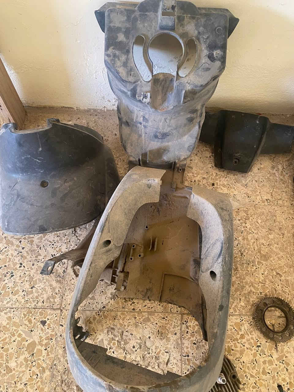 سلام عليكم -غراض بطه +تكتك تفصيخ كلمن وسعره سعر مناسب جداً كفرات بطه مستعمل 15 الف دبلات تكتك بلادي 15 الف الزوج صالنصه تيفي اس 20 الف كفر وجه بطه امامي 15 الف تلفون فقط ***********
