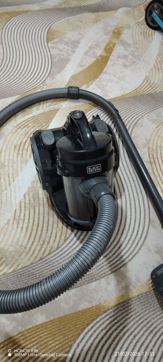 مكنسة بقوة 1480W كلش قويه
متعدده الفلاتر 
مستعمله باله كلش نضيفه
شرط فحص
تفيد للسيارات او منازل
البصره القبله Singapore


**إذا كنت صاحب هذا الإعلان وتريد حذفه لأي سبب، رجاءا أرسل رسالة إلى الدعم الفني**