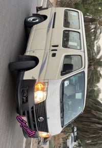 خاكية • ٢٠١١ • صبغ فقط