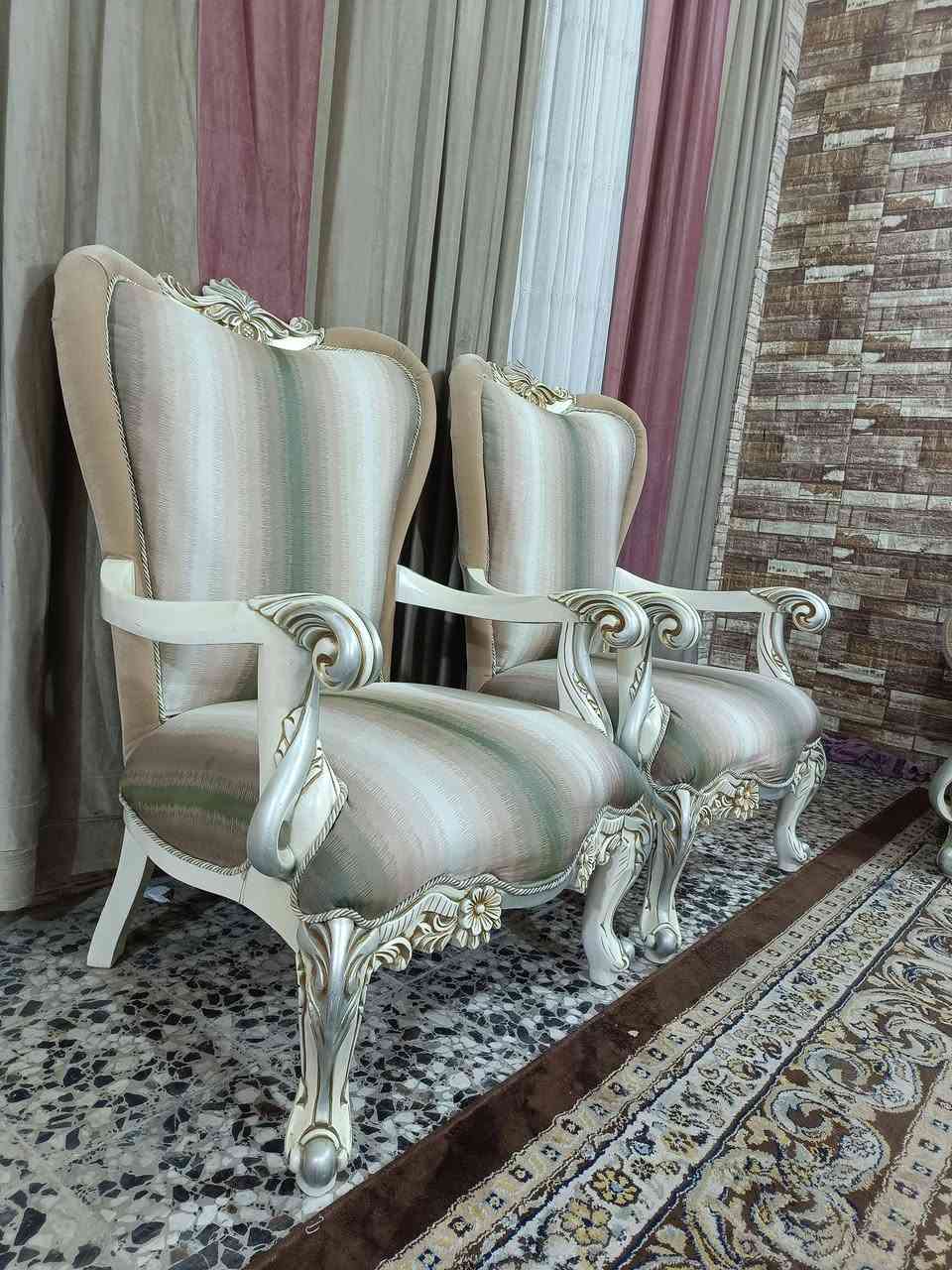 تخم تكمه وضخم يجنن خشب زان الأصلي استعمال قليل 10 مقاعد سفنج مميز ضغط عالي


**إذا كنت صاحب هذا الإعلان وتريد حذفه لأي سبب، رجاءا أرسل رسالة إلى الدعم الفني**