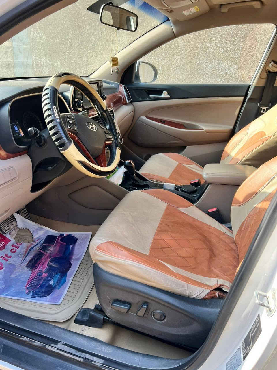 توكسان ٢٠٢٠ رقم بابل خليجي مكفوله
السعر ٢٠٠ وبيه ***********
