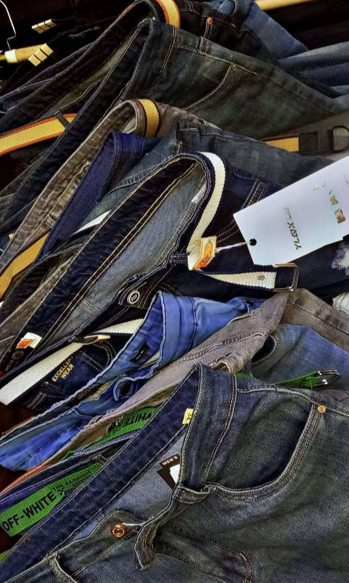 تصفيا محل شلعه سعر ق ٥ ألف دينار فقط الحجز والاستفسار
***********
