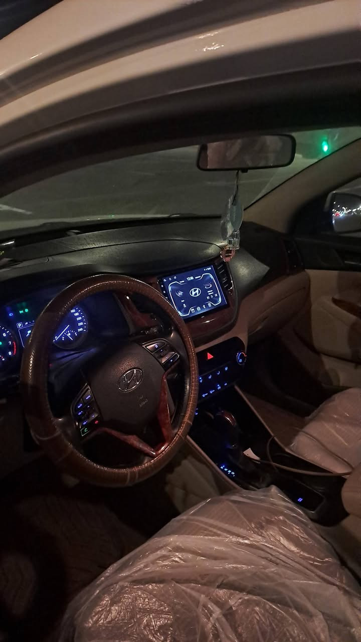 توسان 2018 خليجيه سياره حلوه وجديده سيارة بيت مواصفات كامله عدا الفتحه سياره مكانه كربلاء مكينه 2000 دوش سعر 185 $ للتواصل
***********
