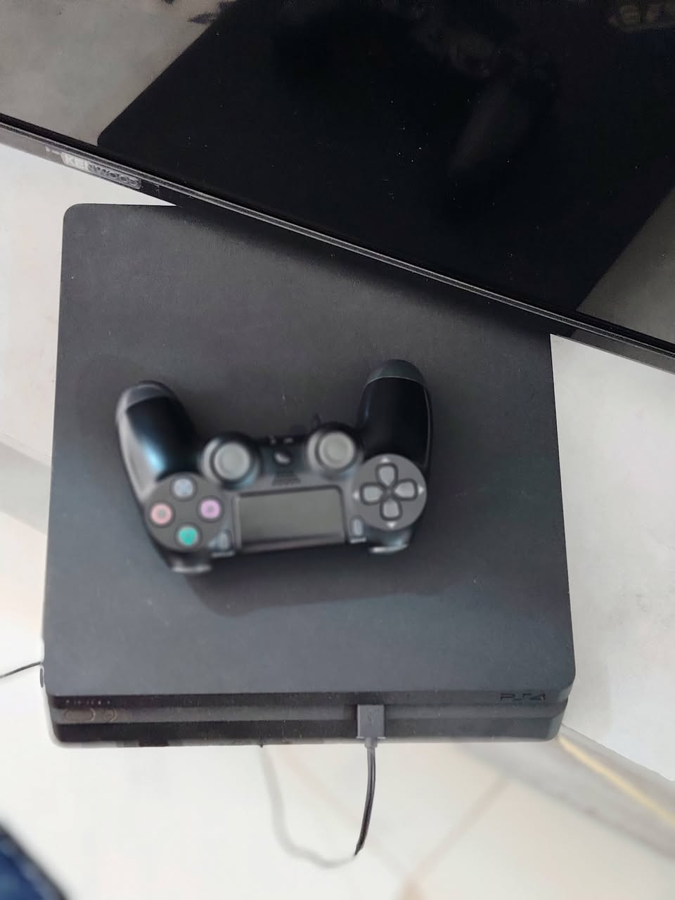 بلي فور سلم مساحه 500 أونلاين وياه جوستك وحده بيه اشتراك شهري سعره ٢٥٠ وبيه مجال مكاني ناصريه إسكان الاصناعي ***********
