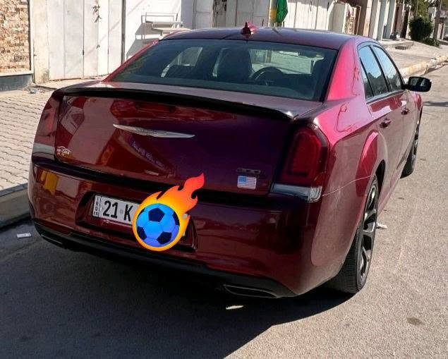 سلام عليكم 
سياره كليسلر أوباما موديل S2018
سياره بدون صبغ فقط شخوط بل باب اسايق
شاشه كبيره كاربلي
كشنات خزن ميموري مع استيرن
كشنات تدفئه
شفتات استيرن
فتحه بانوراما طكتين
داخل جلد
بصمه 
كلاصات حار بارد
ويل 20 بلادي
محرك V6 3600
سياره رقم سلمانيه 

مكان سياره ديالى بلدروز

***********رقم صاحب اسياره اني مكلف بل نشر
