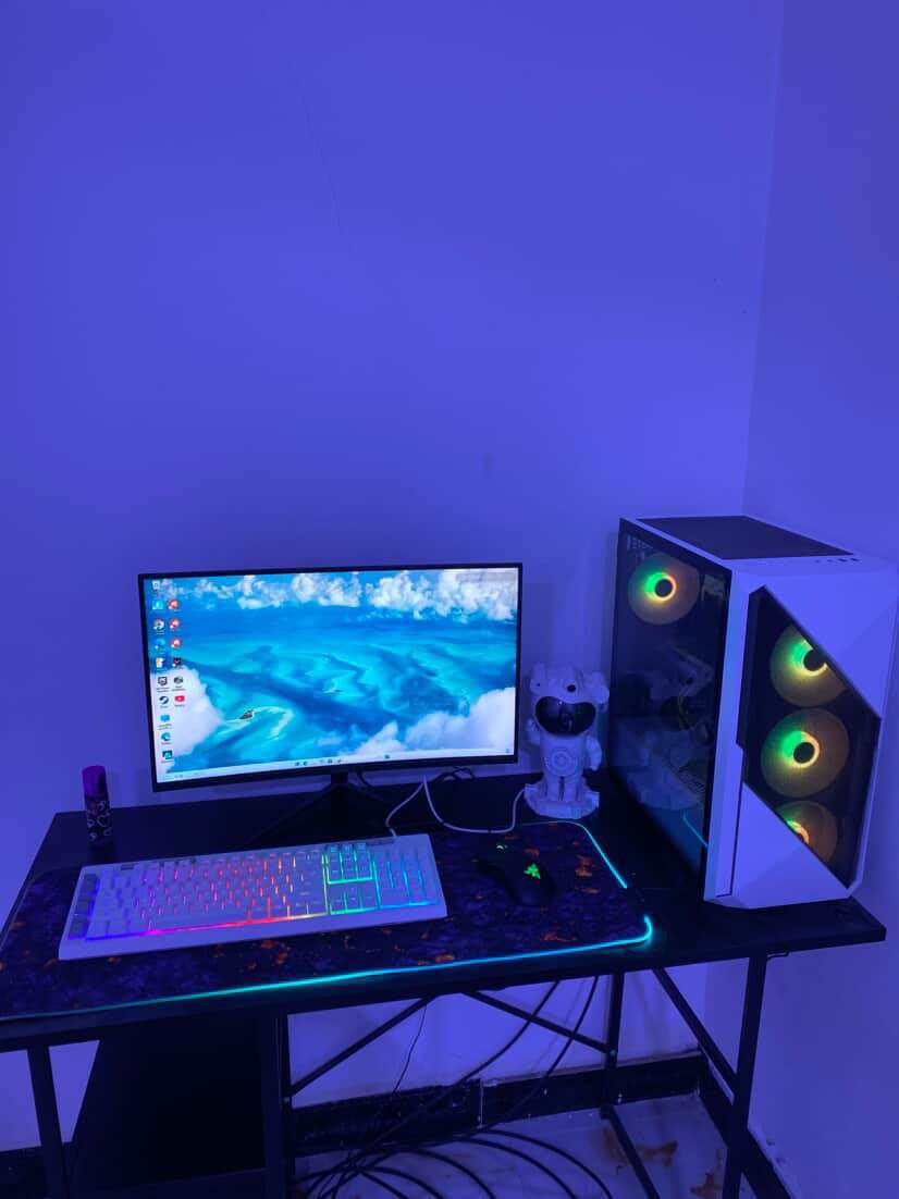 حاسبه pc تجميعه متوسطه كلشي كامل بيها من شاشه وكيبورد وماوس وميز وكيبل نت وماوس باد تعال وشغل مابيها اي مشاكل المواصفات بالصوره وبيها مجال البصرة, العراق


**إذا كنت صاحب هذا الإعلان وتريد حذفه لأي سبب، رجاءا أرسل رسالة إلى الدعم الفني**