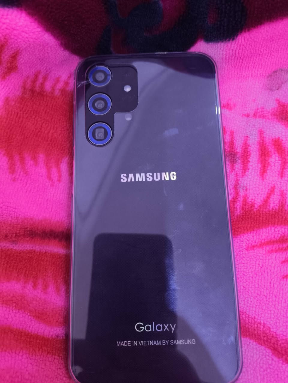 مبايل النترا 25 فيتنامي اصلي السعر 125 مكاني كرمه
مبايل ما مستعمل شلع جديد كارتون 
بس كفر ورا شويه طاك ومايبين إذا صير عليه كفر 
استفسار واتس فقط ***********
