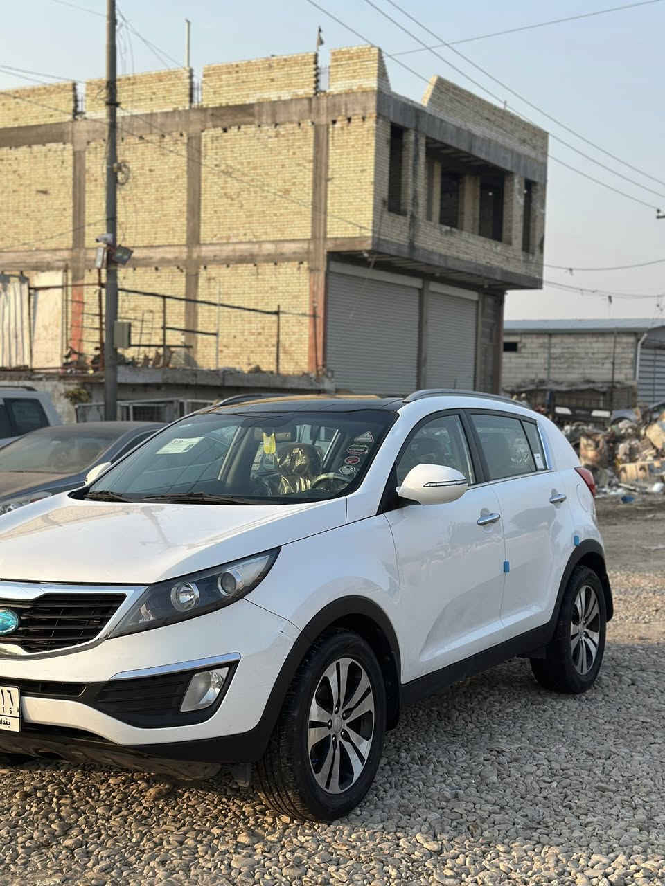 السلام عليكم سبورتج 2011  خليجي فول بنراما
السياره خليجي مكفوله من التبديل والصبع 
كير مكينه كفاله ماشيه 120km
السياره جاهزه من كلشي حداديه مكينه تدفئ تبريد  
الموصفات شاشه كاربلي اصليه بلاديه 
منظومه زنون 
تحكم ستيرن 
مانع انزلاق 
تحكم بل مري
رقم بغداد تحويل مباشر 
السياره موجود السونار مرفوق وياها السياره كلشي بيها بلادي 
المكان بابل المدحتيه : ***********
السعر 138 بيها مجال قليل
