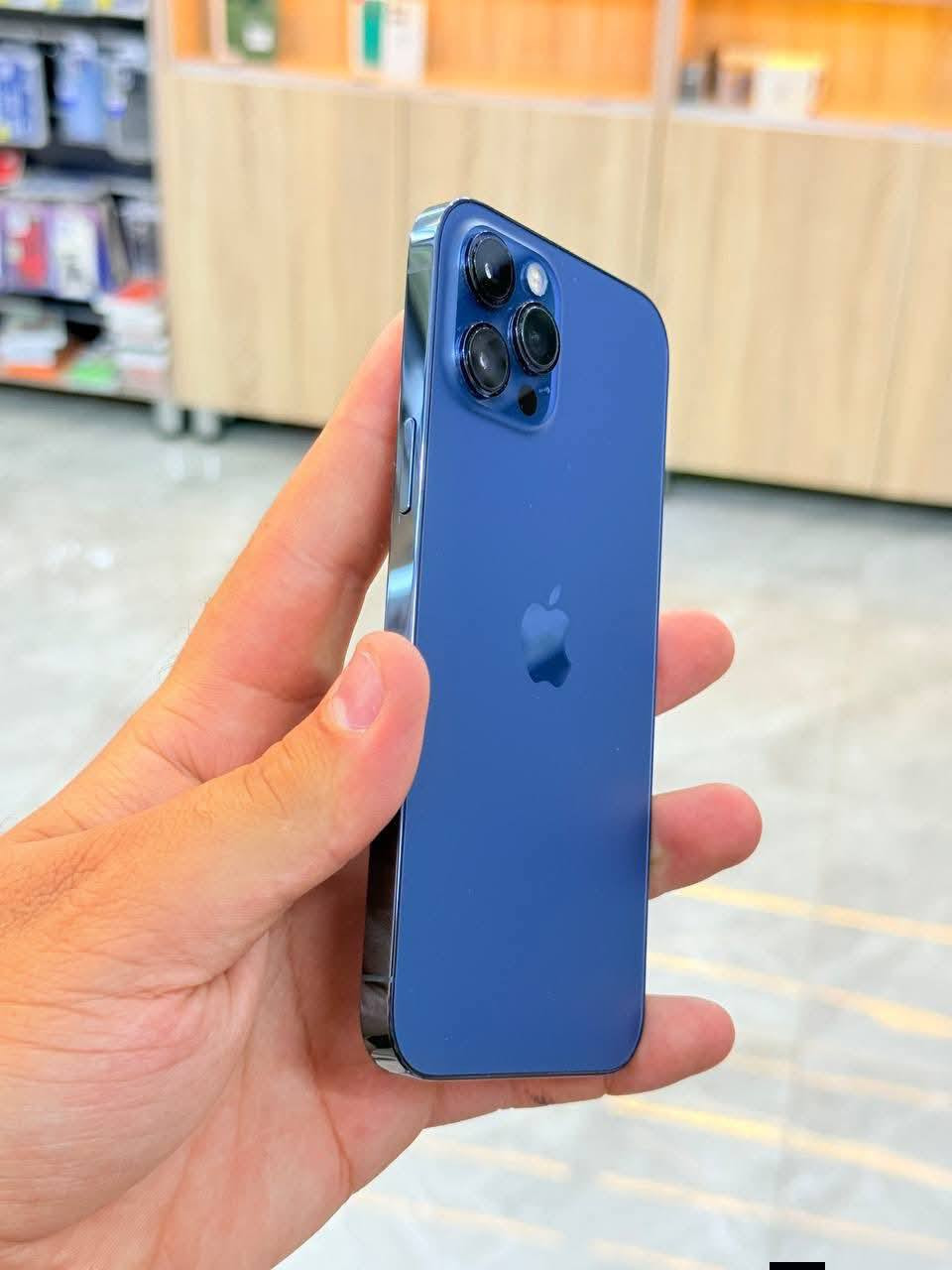 12 برو ماكس
ذاكرة 256 نموذج m
بطاريتة 92 الجهاز نضيف جداً مابي اي قطعا مبدلة
سعرو 380 الف قفل بدون اي عمولة 
مكاني اربيل شارع 100


**إذا كنت صاحب هذا الإعلان وتريد حذفه لأي سبب، رجاءا أرسل رسالة إلى الدعم الفني**