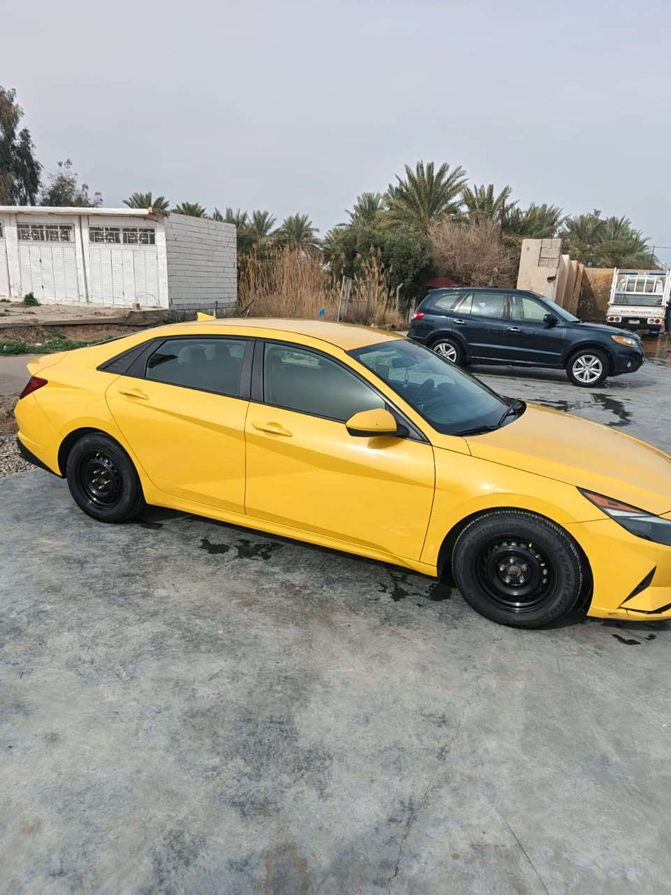 السلام عليكم النترا موديل 2021 وراد امريكي بدون حادث وبدون غرق للبيع رقم بغداد بأسمي السعر 155 وبيهة مجال للاستفسار *********** مكاني بغداد حي أور
