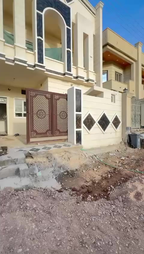 السلام عليكم
يتوفر لدينا دار للأيجار
القادسيه حي الشهداء قرب ثانوية المستنصريه
للاستفسار الاتصال على
الرقم ***********
الرقم***********
