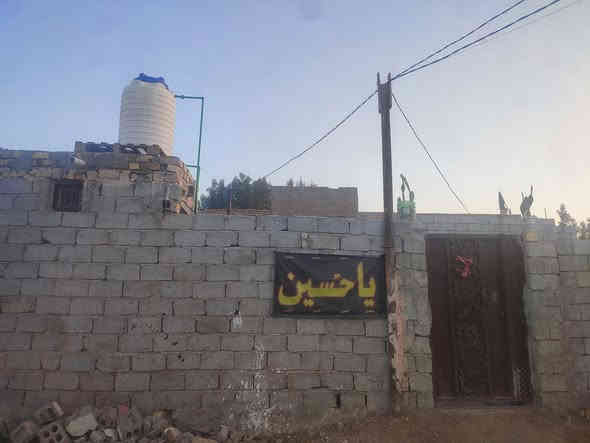 بيت للببع مساحه 100متر بحي زهراء شارع شريفات سعر 13 وبي مجال استفسار اكثر اتصال ***********
