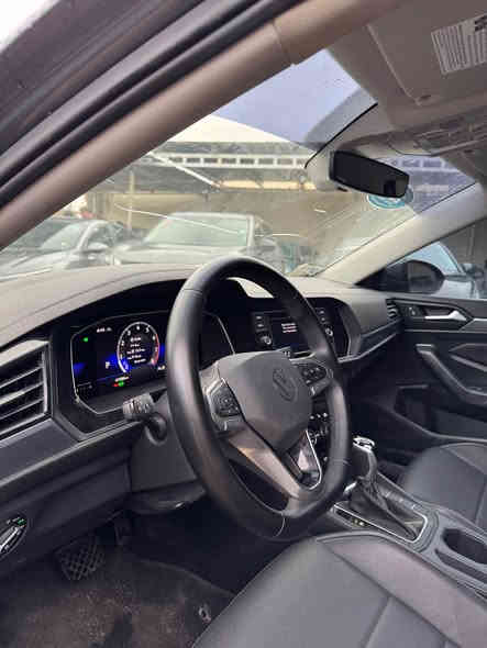 Volkswagen Jeeta se 2023
فولكسواغن جيتا اس اي ٢٠٢٣

جاهز بدون مصرف 💯
سعر 🔥 128 و مجال بسيط
واتس اب و كورك ***********

ثلاث قطع و شبرين صبغ بدون دواخل شرط 👌
 شواصي و راديترات و بانكات كلها سليمة شركة
ارباكات سليمة و ٤٧ الف ميل ماشية 👍🏻 
صور الحادث موجودة

مواصفات Se فول فقط مو بانوراما🎖️
بصمة تشغيل و ابواب بصمة و بريك بصمة و شغال، رادار نقطة عمياء و رادار امامي و خلفي، شاشة و كاميرة و كشنات هيتر و كيج الكتروني و ويل كروم.....

كل شي بلادي شركة 💯
ماكو كلوب عالدشبول سيارة ١٠٠٪؜ مضبوط 💯
كير محرك تبريد 💯

سعر 🔥 128 و مجال بسيط
مكان عقرة "ئاكرئ"
واتس اب و كورك *********** اكر
