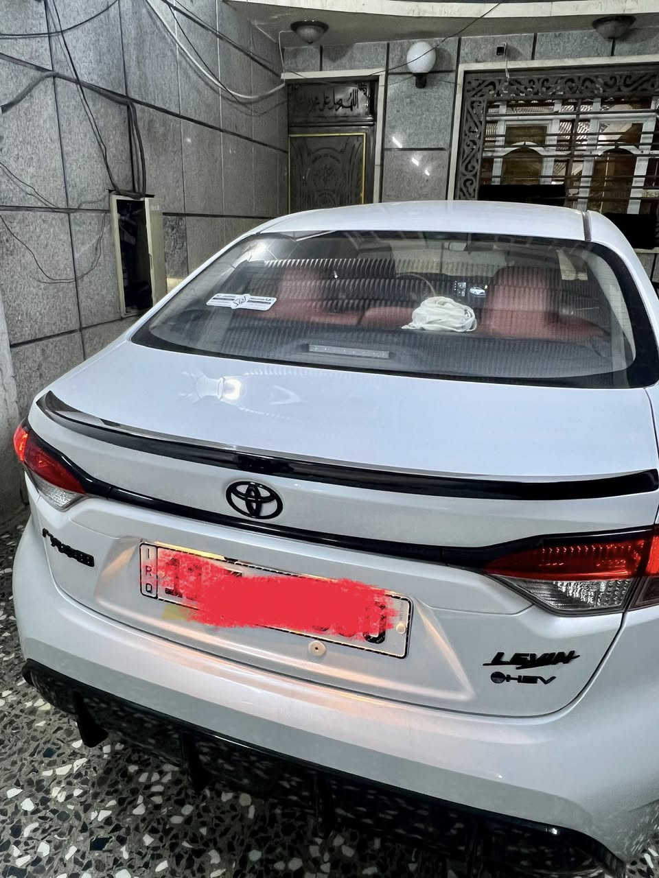 ✨🖤 ملكة 2025 (بلاك إدشن) 🖤✨
لعشاق التميز والفخامة "..كورلا هايبرد 2025 (S) ماشية (7) الالف 

💰 السعر 157$ 

⚠️ ملاحظة: مشخوطة بلرصيف مثل ما موضح بلصورة 
رقم الاتصال  ***********

⚡ المواصفات والمميزات العالمية:
• المحرك: 1800 هايبرد (قوة أداء مع أعلى توفير للوقود).
• التصميم الخارجي:
• فئة Black Edition الأصلية.
• جناح خلفي + مرايا جانبية + شعارات (سوداء ملكية).
• ويل كب أسود بلادي بتصميم رياضي.
• فتحة سقف (سلايد).
• إضاءة لايت زينون فاخرة.
• التقنيات والذكاء:
• شاشة وسطية متطورة + عداد ديجيتال بالكامل.
• كاميرا دوارة بدقة عالية.
• بصمة تشغيل + نظام الدخول الذكي.
• نظام (رادار + تحديد مسار + قيادة شبه ذاتية).
• هاند بريك كهربائي + أوتو هولد.
• الراحة والأمان:
• مقاعد جلد أصلي (تحكم كهربائي للمقعد).
• تحكم مقود كامل (جهتين) + وضعيات قيادة (Drive Mode).
• نظام أمان متكامل (فل سيستم إيرباك + مانع تصادم + مانع انزلاق).
