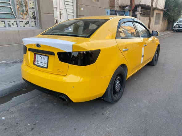 سلام عليكم فورتي استسراد خاص محرك الف وستمية دوش المرغوب محرك كير صدر تبريد خير من الله تبريد شغال تخم تاير هوه ول اويالة جدد رقم واسط مشروع وطني تحويل مباشر سيارة احلى من الصور امانت الله وبل عافيه علا ياخذهى بصمة تشغيل بلاد لايت زنون ضربة بصيطة جاملغ خلفي بدون داخل ابد السعر ٨٠وبيهى مجال رقم الهاتف ***********لاسية*********** بغداد موديل 2009
