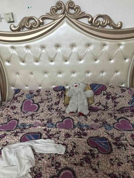 سلام عليكم 
غرفة نوم للبيع تركية 

سعر مليون 

رقم الهاتف ***********

عنوان بغداد الطوبجي
