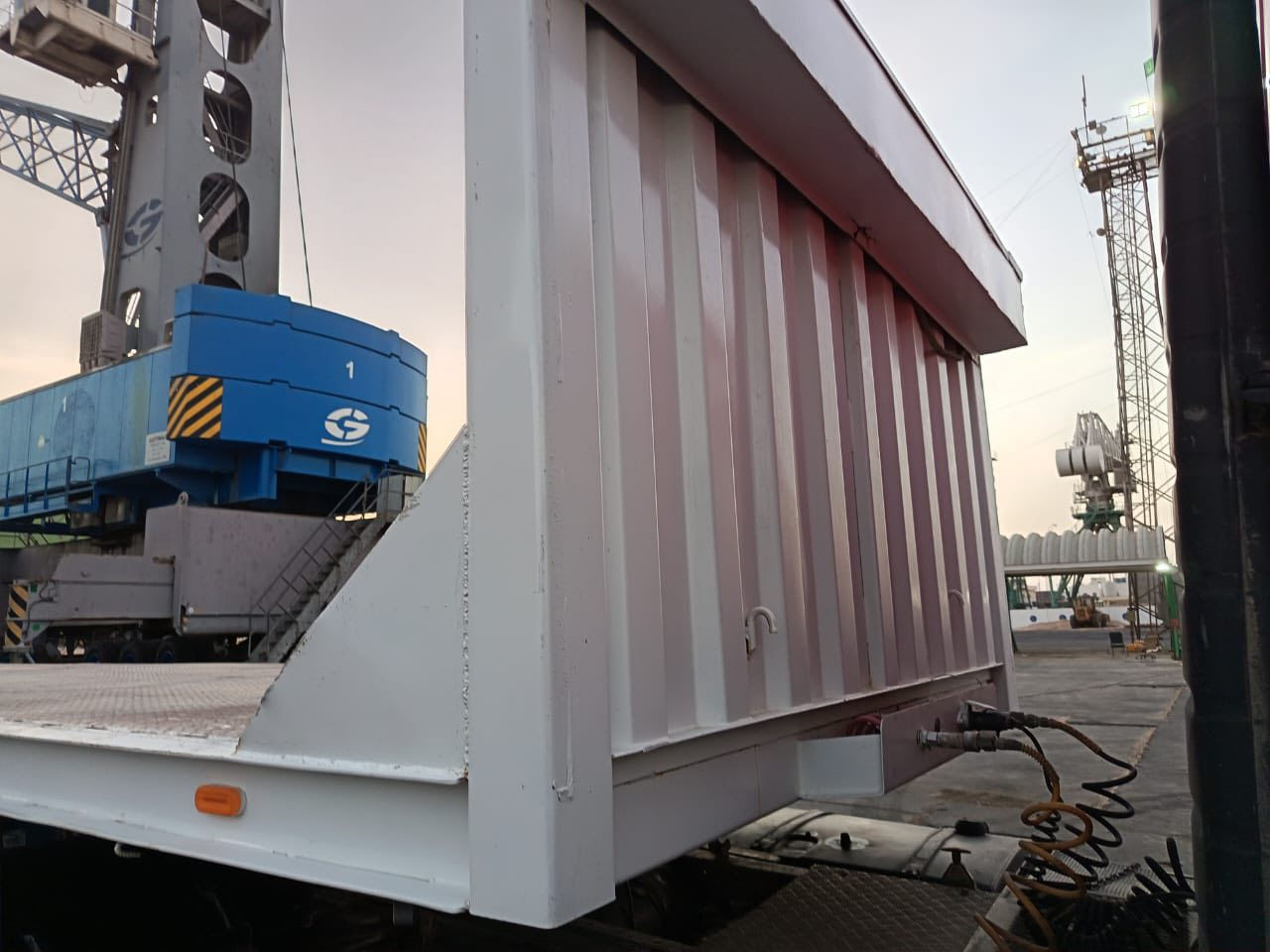 عربانة اوربيه.    ١٣/٦٠. امحدثة جاهزة. كبل. الشغل. هاتف /***********        غير. متواج. هل. فيس
