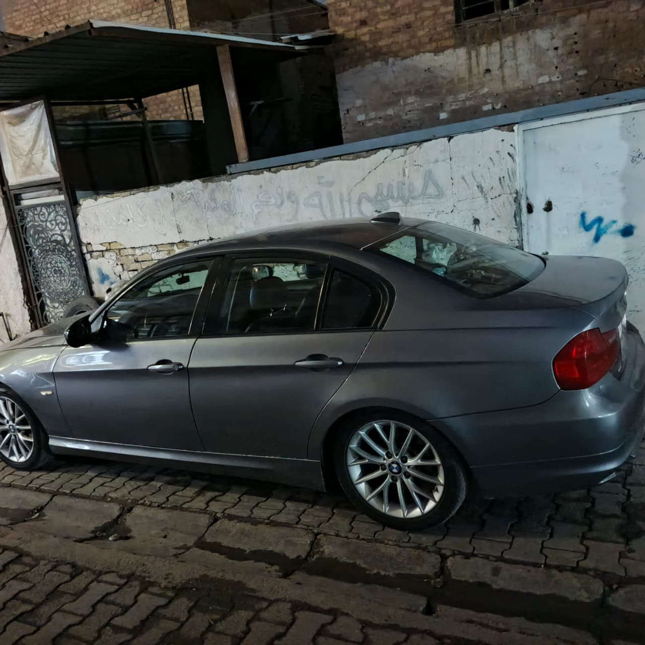 سلام عليكم  e90 /2011 سياره فول مواصفات  كشانه كهرباء  جلد تدفئيه ميموري سلايت شاشه بصمه تشغيل 4 ويل رقم بغداد مميز بسمي هزه وسنويه جديد  /مراوس ب500 كير عادي ( شرط كير عادي )


**إذا كنت صاحب هذا الإعلان وتريد حذفه لأي سبب، رجاءا أرسل رسالة إلى الدعم الفني**