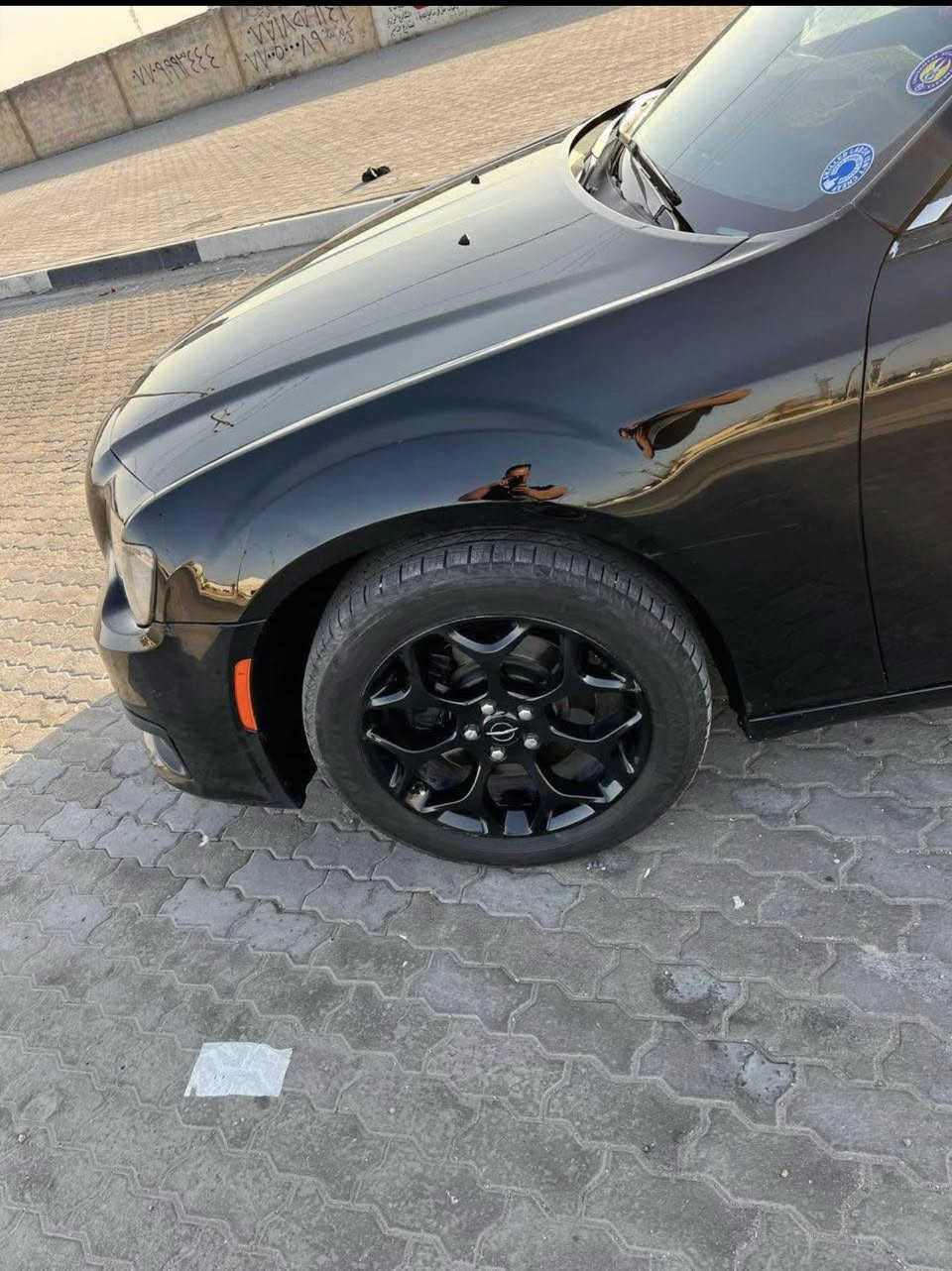 سلام عليكم للبيع او للمراوس 
السعر  ((   168   )) 
كرايسلر اوباما S300 فول مواصفات 
2017 معلايه 2020 فور ويل ملغي 
رقم بصره الرقم الجديد 
صبغ ٥ قطعه قماره تكم كفاله حوض خلفي كفاله 
شاصي امامي ايسر سحب بدون صبغ بدون معجون 
سونار موجود هزه صاعد بعد ٣ اشهر تخلص يعني 
كبل تحول تروح للمرور تروج معامله 
محرك ٣٦٠٠     6 سلندر 
حداده تخم تاير دواخل كامله شغل وطلع 
مكاني البصره الهارثه السعر  ((  ١٦٨  ))
***********
