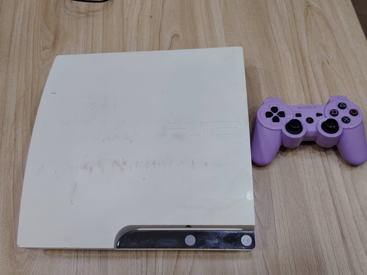 بلي 3
160 الف
جهاز نظيف ماتسمعلة حس 
هارد 500 داخلي بي حوالي 62 لعبة 
نظام هين وجهاز سلس مرتب 
بس بي شوية ذني مثل الشخوط فوگ الكڤر معليهن ما يأثرن جهاز مرتب 
160 الف بالسماوة


**إذا كنت صاحب هذا الإعلان وتريد حذفه لأي سبب، رجاءا أرسل رسالة إلى الدعم الفني**