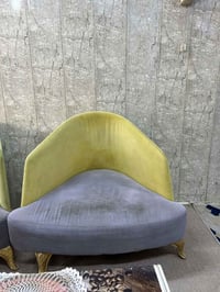 تخم • شارع ٨٠