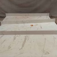 للبيع مرمر حجر مطابخ جديد.  العدد ٣قطع  طول ثنين متر . 07704688683