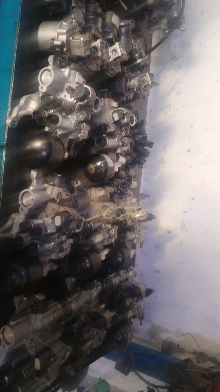 تحية طيبة زبائننا الكرام
توفر محركات تيكو 2.0 و1.8
واي فايف A1// X1 QQ
كازكيت حديد وايظآ
توفرة منظومه كير QQ
وتيكو A1//X1
الورشه الفنيه بإدارة الفني عباس الساعدي اي استفسار *********** عنوان كراده قرب المحكمه
