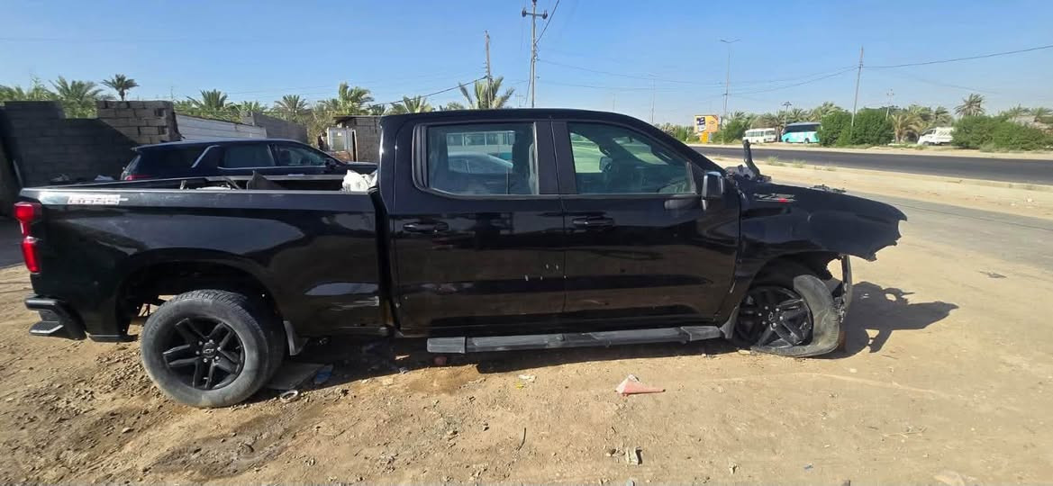 سلفرادو 2022 رقم بغداد
الحادث واضح بالصور حادثها القديم نفس الحادث بالضبط 

السعر : 135 ورقة مكانها المسيب

***********
