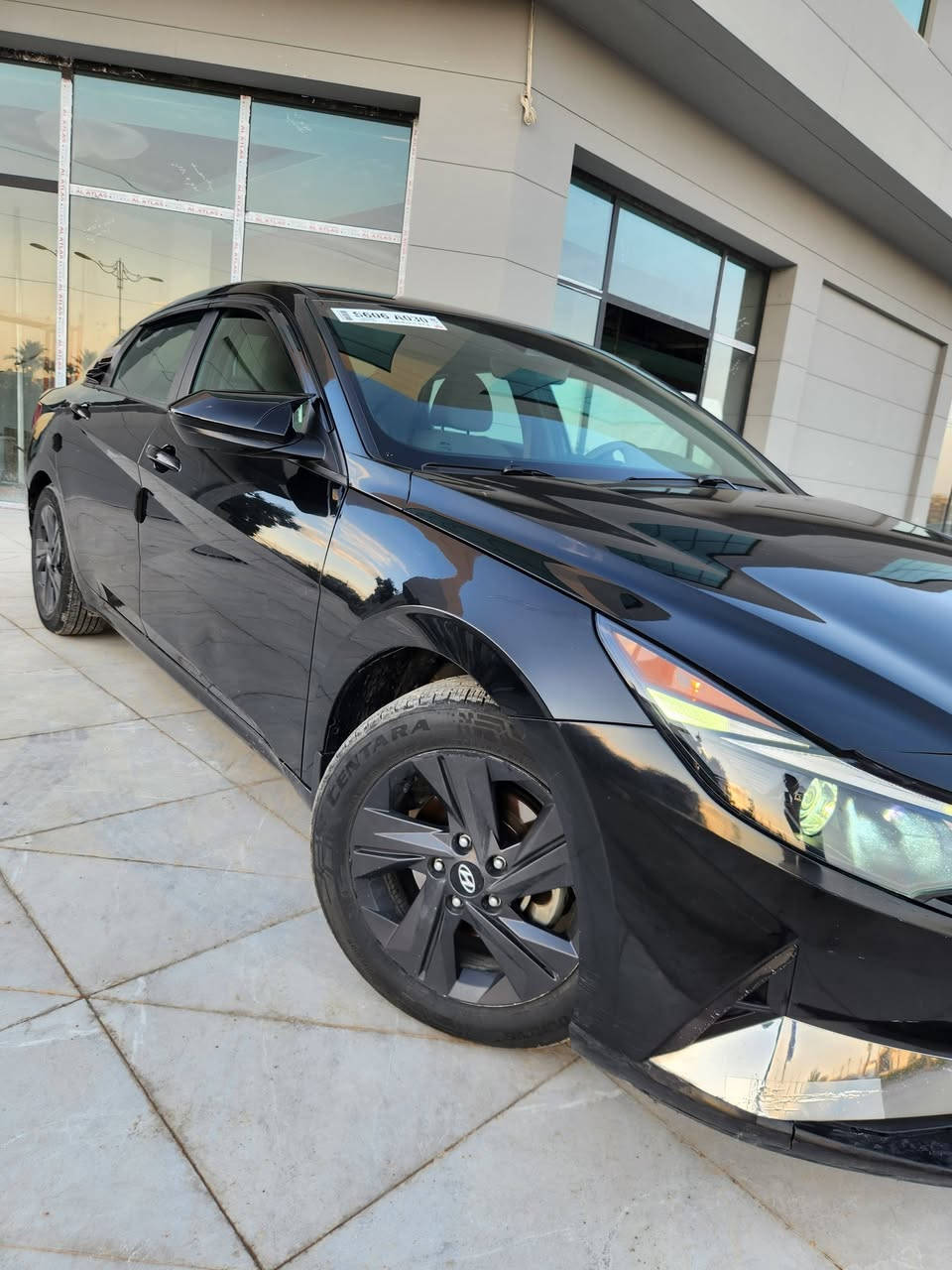 السلام عليكم.  بيع مستعجل النترا موديل 2023 وارد امريكي لون اسود مواصفات ويل بروم كروز  حجم مكينه 20 دوش سرعه تحكمات مسار بصمه تشغيل عن بعد رادار امامي توقف ذاتي داخل لونين السياره ماشيه 69 ميل شاشه كاميرا ضرر السياره امريكا جاملغ الخلفي من جهة السايق وبل عراق الصندوك شبرين صبغ وبل باب السكن الخلفي شبرين صبغ السياره بدون ايرباك بدون دواخل السياره حيل جديده وجاهزه طخم تايرات جديد صدر امامي خلفي جديد سعر السياره135 وبيها مجال سنويه جديده 29 شرط التحويل رقم اربيل مسطره رقم الهاتف عنوان موصل الايسر ***********
