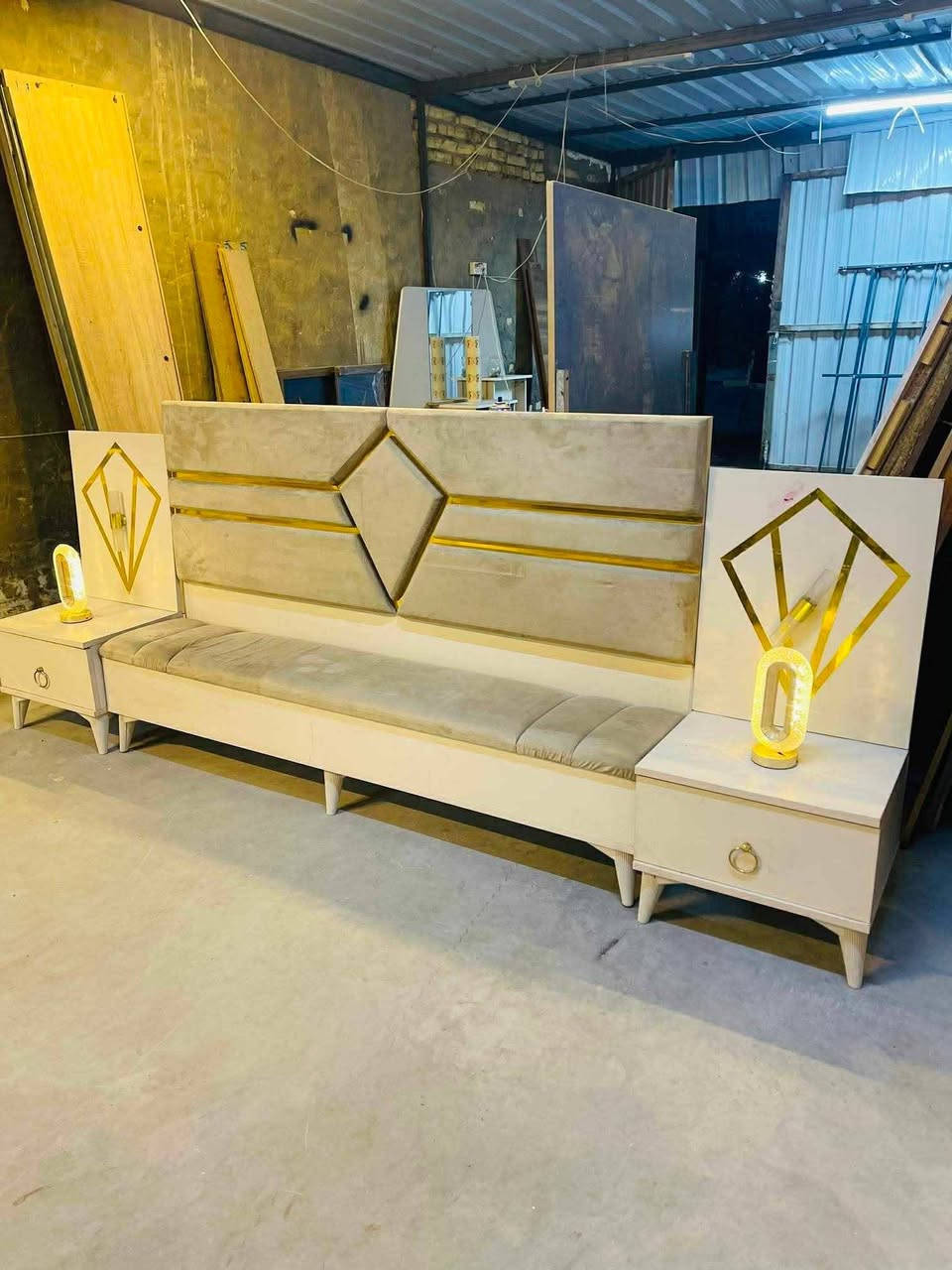 غرفه ترڪي مستخدم
مديل حديث 🇹🇷
10قطع 
جربايه مخزن 🛌
شازلون مخزن 💢
نضافه 95\💯
نضام ابواب 💢
مع شد🪛 ونقل 🚚  مجاني  داخل بغداد  محافظات بكروه ***********
