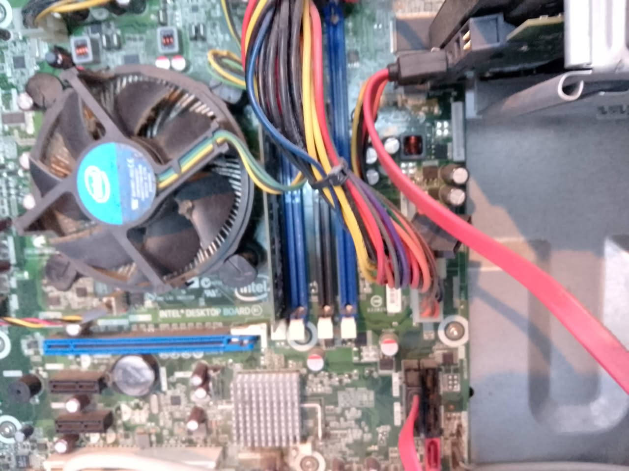 مرة وحدة جربته واشتغل وبعدين احتركت شاشتي نقص كيبل بور سبلاي فقط ٣٥ وي التوصيل


**إذا كنت صاحب هذا الإعلان وتريد حذفه لأي سبب، رجاءا أرسل رسالة إلى الدعم الفني**