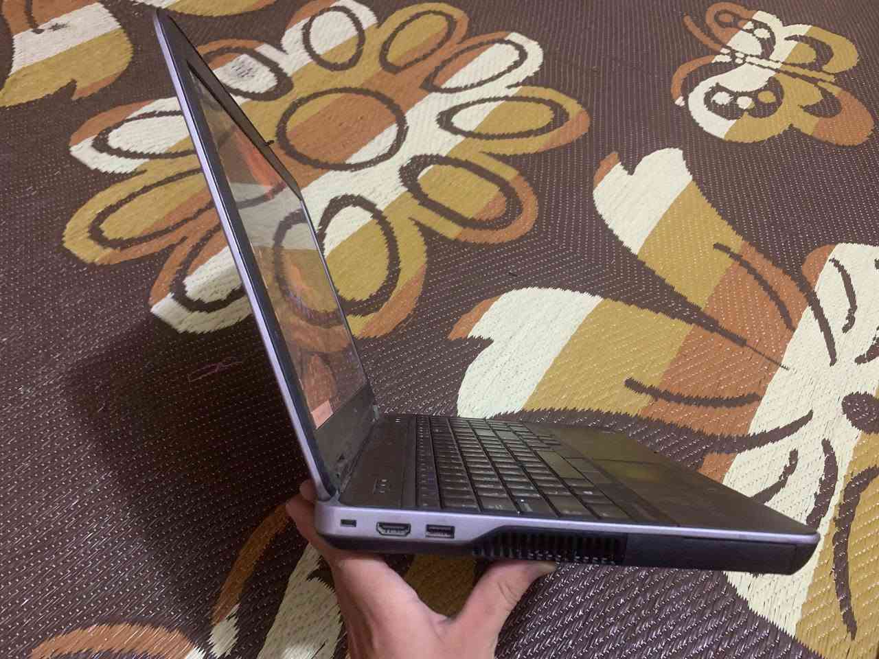 السلام عليكم للبيع dell e6540
المواصفات ..
١-معالج core i5 4300m 
2- رام 8gb 
3- هارد 256 ssd 
4- تحتوي كارتين داخلي وخارجي اتشغل gta 50 fps 
-خارجي amd radeon 8790 2gb 
-داخلي شير ٢ كيكه
5-يجي معه الحاسبه شاحن وجنطه
6-الحاسبه خاليه من كل عيب ونضافته ٩٠ بلميه مكاني كركوك وعدي توصيل تفحص قبل متطي فلوسك اي عيب ارفض الحاسبه وخلاص السعر ١٩٠ الف قفل


**إذا كنت صاحب هذا الإعلان وتريد حذفه لأي سبب، رجاءا أرسل رسالة إلى الدعم الفني**