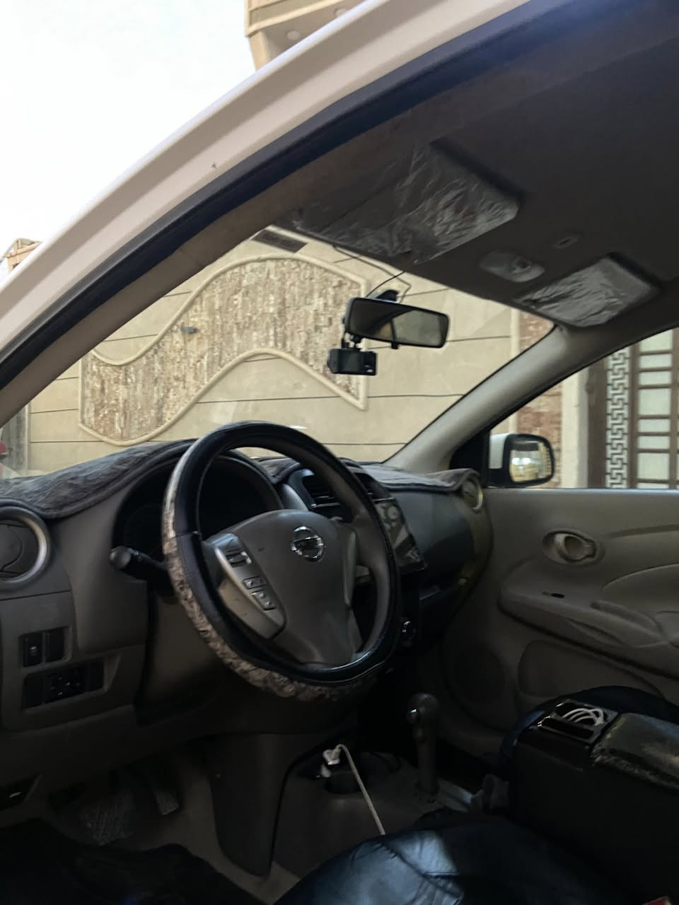 نيسان سني هندي 2020 للبيع السعر 100
للاستفسار اكثر 
***********
