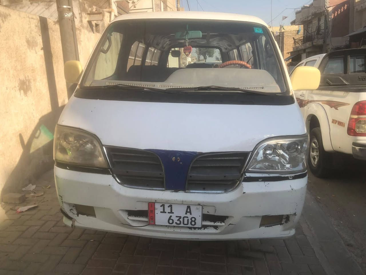 سلام عليكم بولارسن موديل 2010 رقم بغداد نگليزي بسمي صدر مامي خلفي جديد
مكينه وكير مكفوالات 
تايرات جدد رقمي ***********
