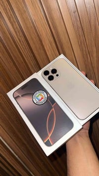 للبيع ١٦برو ماكس /٢٥٦ذاكره بطاريه /٩١ / مكان بغداد صليخ ٠٧٧٠٧٢٦٠٧٧٩