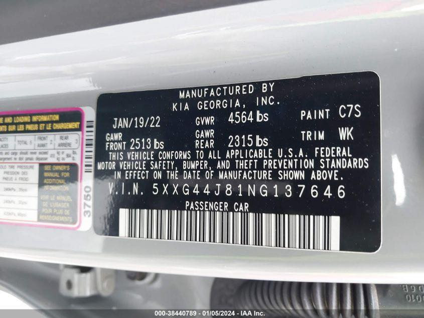 كي فايف 22 جي تي الرياضية
محرك 2500 تيربو 

رقم بغداد الجديد بأسمي 

ماشيه 36 الف 

فوول اعلى فئة  ب k5
صور الحادث بلمنشور بدون ايرباك   
تغليف السيارة PPF كامل 
مكان سيارة /بغداد
***********
