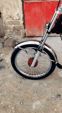 سلام عليكم دراجه للبيع تعمير٢٥كلك عنوان ديوانيه سعر خاص***********
