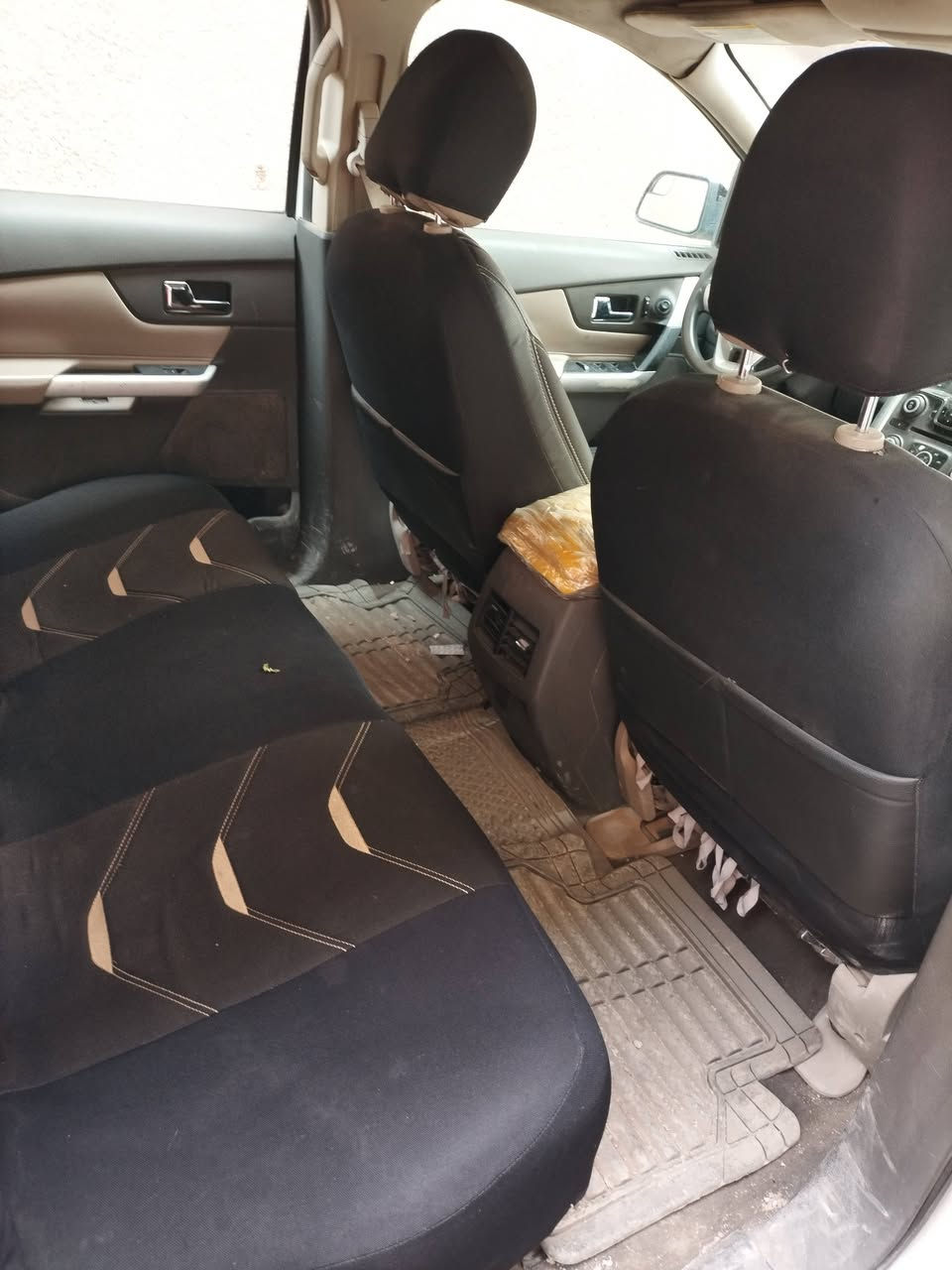 سلام عليكم
فورد ايدج موديل 13 رقم كربلاء نص فول 6سلندر اقتصادية مابيهه كل صرف 
مواصفات معروفه بيهه قطعتين صبغ بسعر بلاش لان محتاج بناء  ومتوازي اريد ابيع 
السياره محتاجه فقط داينموا باتري جديد تخم تاير 
السعر 70 وبي مجال 
بابل حله واتس ***********
تحياتي لكم اخوتي 
يارزاق
