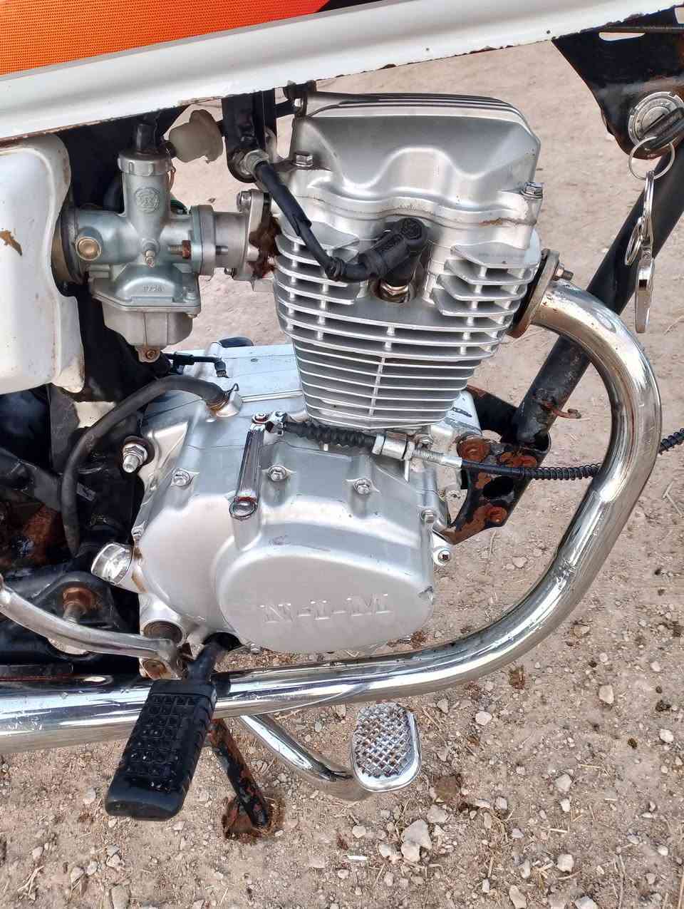 دراجه للبيع رقم موديل 20مكان واسط قضاء الحي والشراي يتصل على رقم ***********
