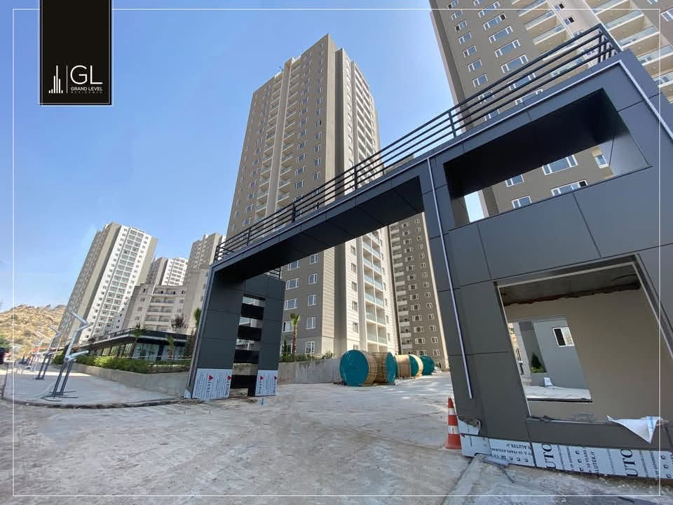 شقه بوفروتنئ گراند ليڤل
جنوب غرب (155)م
طابق (12)
سعر (6)دفترومجال
***********
