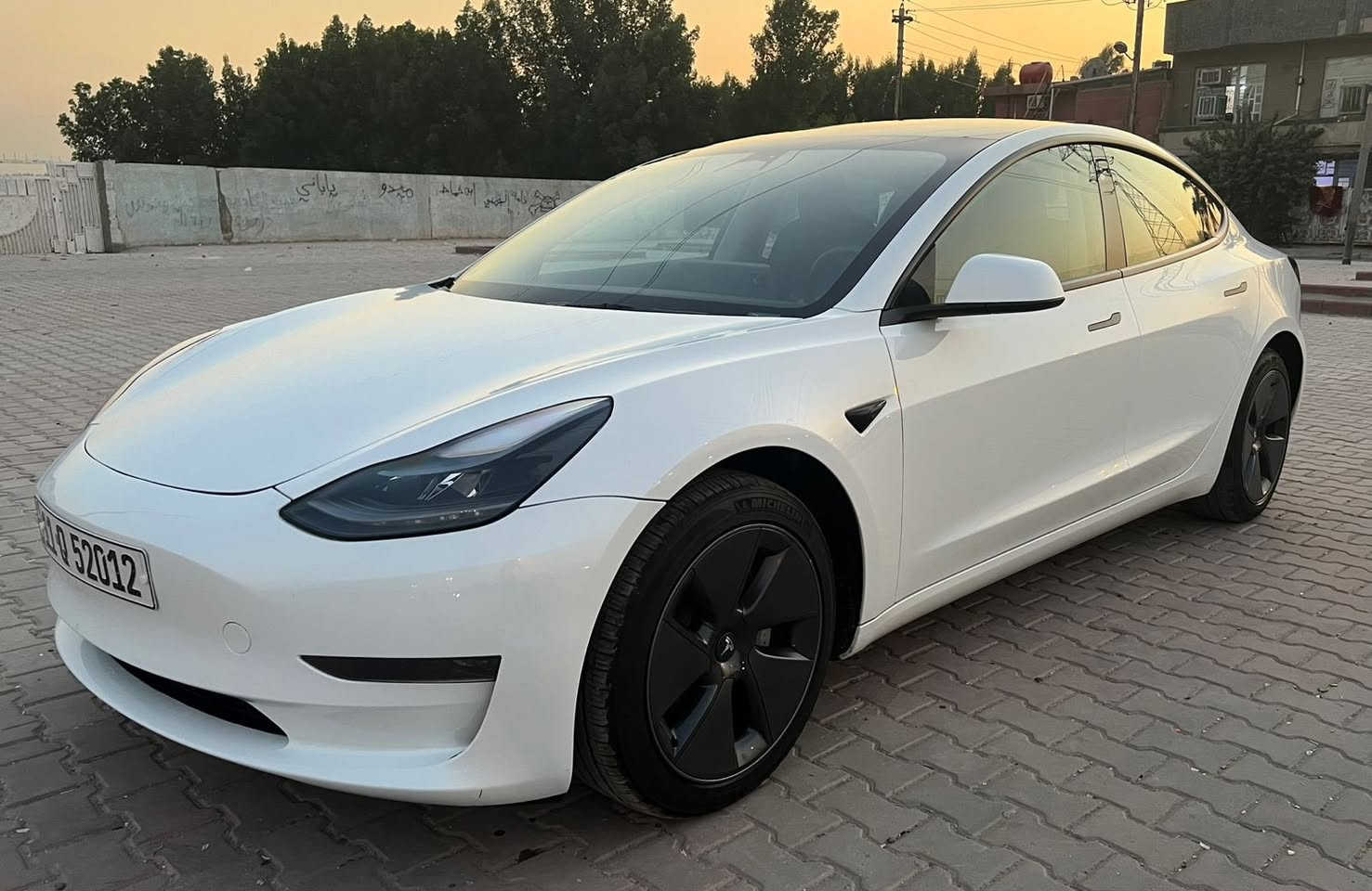 سلام عليكم
تيسلا 2023

صوره حادث موجود 

١٦٥$ 

***********
