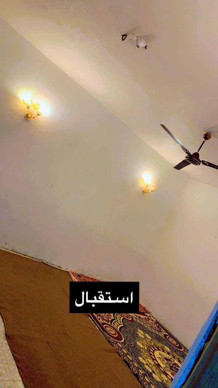 سلام عليكم بيت لبيع او مراوس  عنوان ورا محطه فرنسيه محطه فرنسيا مساحه 330
***********
