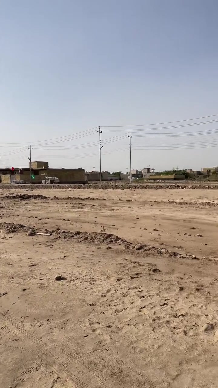 قطعه طابو أسهم للبيع
مساحه 300 متر 

طريق سوك فضليه نزله سيد احمد كاع السعدون 

مسافه عن شارع لعام 200 متر 

سكنيه كافه لخدمات 

السعر جدا مناسب 16 وبيه مجال للشراي 

لاستفسار والتواصل خاص او على الارقام لتاليه

ابو امير  :  ***********

منتظر حازم :  ***********

نستقبل كافه العروض الطابو والزراعي بيع وشراء في جميع مناطق سوك الشيوخ في مكتب الأمير للعقار  حي الجوادين قرب الصيدليه مباشرتا
