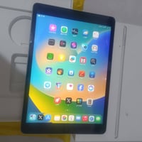 شباب ايباد 9 البيع ذاكره 64 ابيع شرط الفحص ملحقاته كامله وياه كارتون ش...