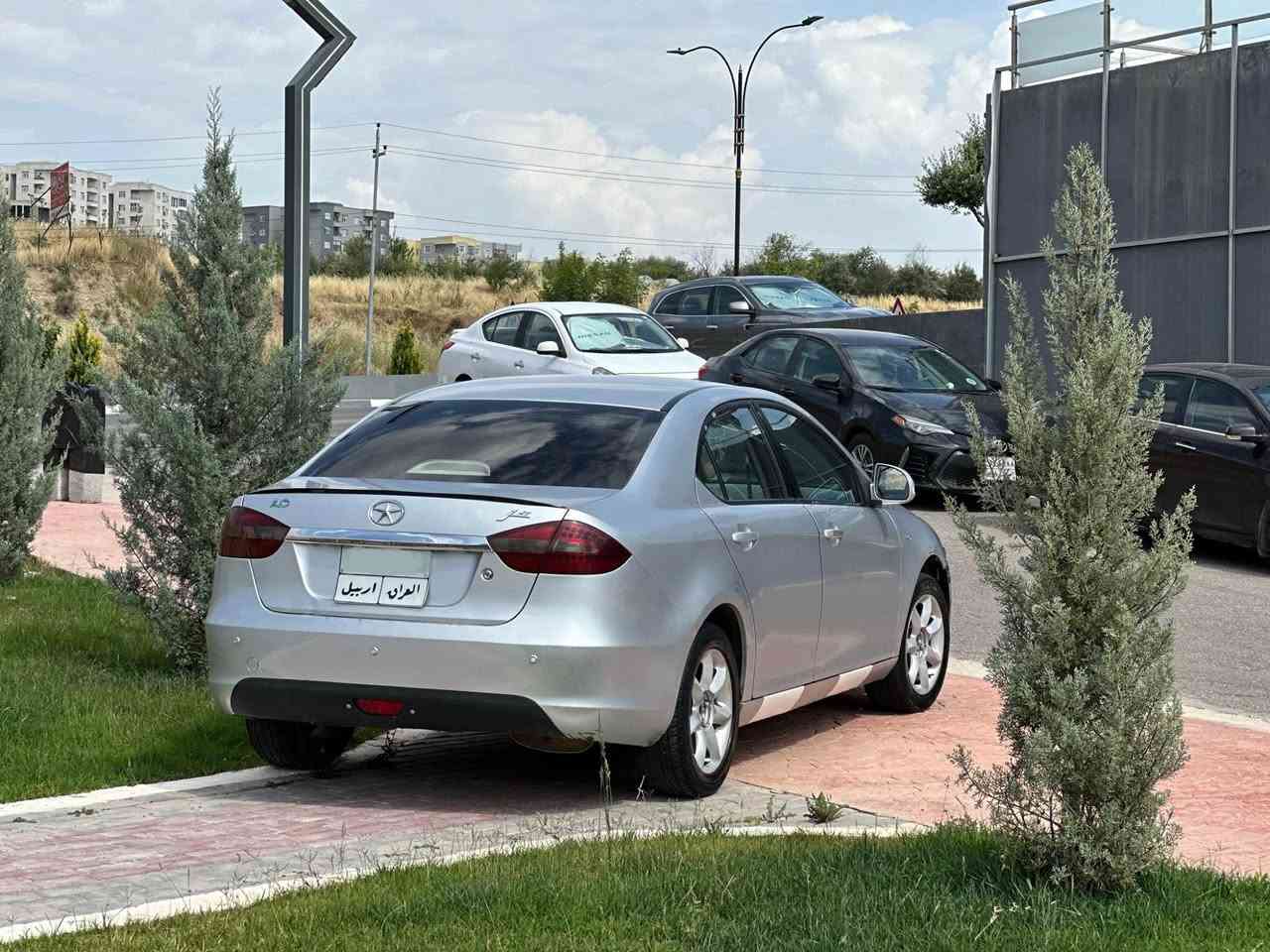 جاك J5 گئر عادى 2012
سياره بئ دعم و سبغه 
بوسته ك سبغ بئ زه ربه 
مكينه زنجيره و لسه ر وه زعئ شه ريكئ يه 
گئر و مكينه گه له ك لاون 
تايره جديدن
غرامه ١٥٠$ 
سنوية سه رڤه چوى 
رقم سيارة/ عراق-اربيل 
سعر 5,900$ ,٥٩ وه ره قه 

دهوك 
📞 *********** دهوك, العراق
