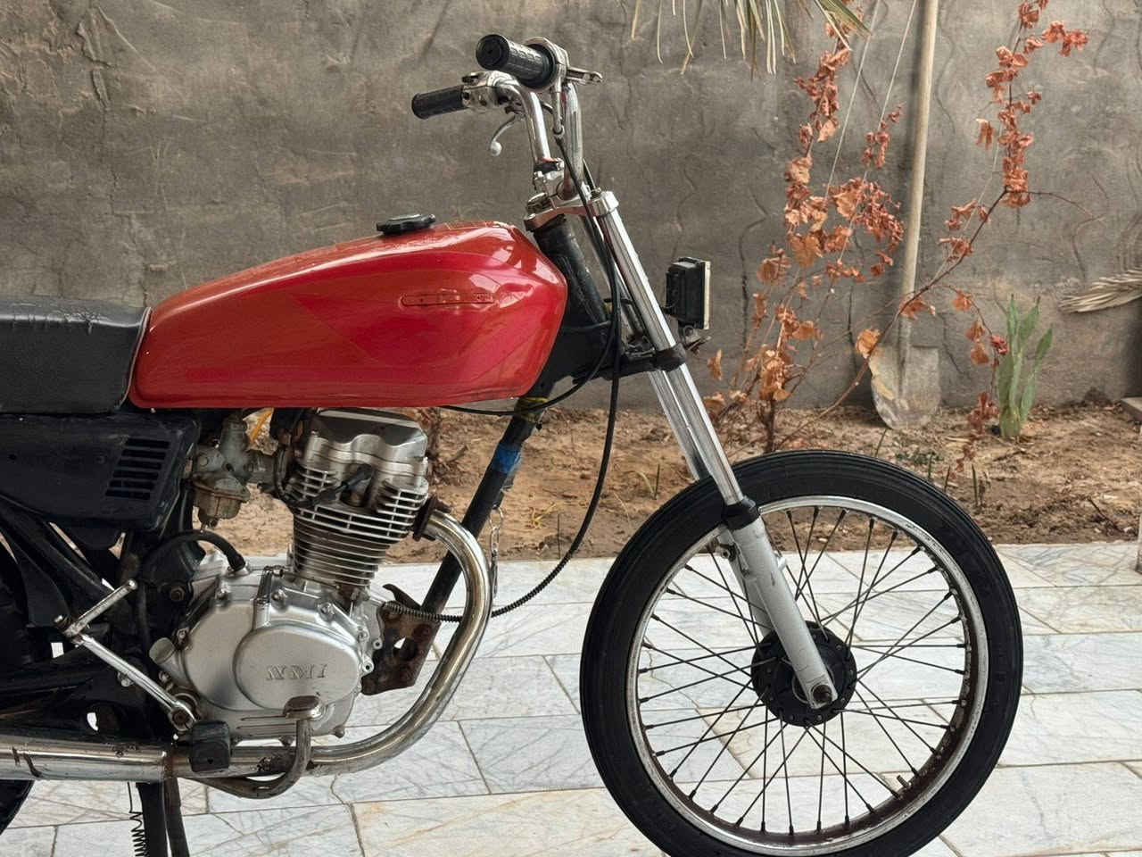 سلام عليكم دراجه نامه ادوات للبيع بس بيه نمره 3 بيه صوت قليل مكاني بصره هارثه سعر 250 وبيه مجال رقمي ***********
