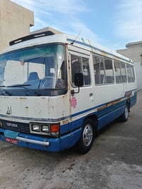 كوستر مربع • مكينة بنزين • موصل