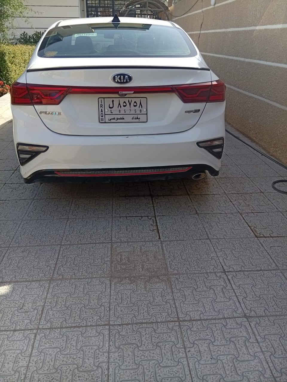 السلام عليكم فورتي ٢١ فول القول عدا الفتحه فقط
فول لاخير
السياره خير من الله
موصفات معروفه جي ني لاين
كير مكينه تبريد لوك وشرط
تحويل مباشر
السياره مال جناي 
مال بيت استخدام شخصي
بيه قطعتين بنيد جاملع وصور الضرر بل منشور
 سعر ١٤٠ وبيه مجال
هذه رقم صاحبه
*********** خابرو صاحبه 
اخون اني مكلف بل نشر
